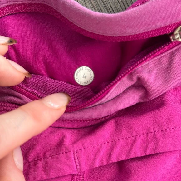 Lululemon sped up shorts 2.5 - Picture 5 of 5